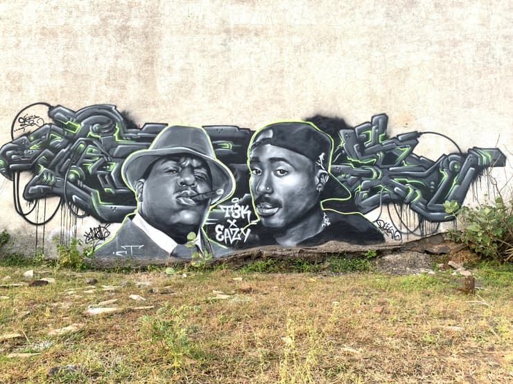 Biggie and Tupac, T3K x Eazy, Pune, detail 1