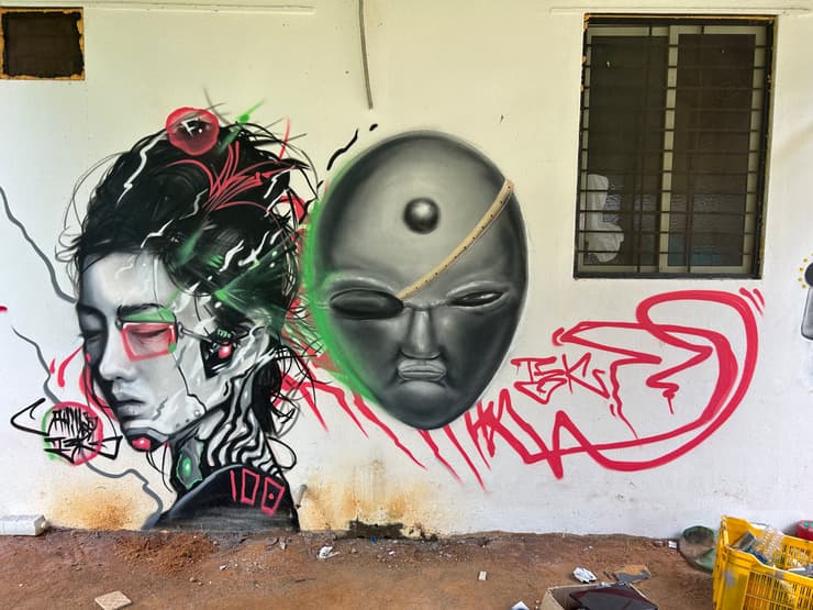 Cyborg Geisha, Puducherry, detail 1