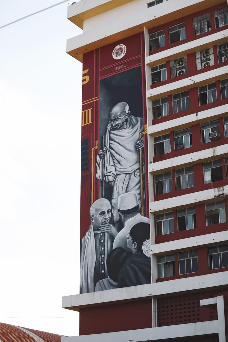 Gandhi mural, Chennai Central, Chennai