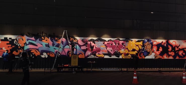 Long graffiti production, night event, Chennai
