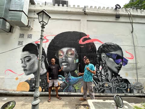 Three Divas, Puducherry